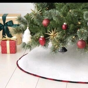 WONDERSHOP Reversible Buffalo Plaid to Faux Shearling Tree Skirt 48” NEW
